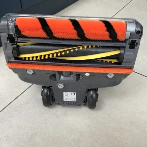 جارو شارژی شارک 201 24 201 10