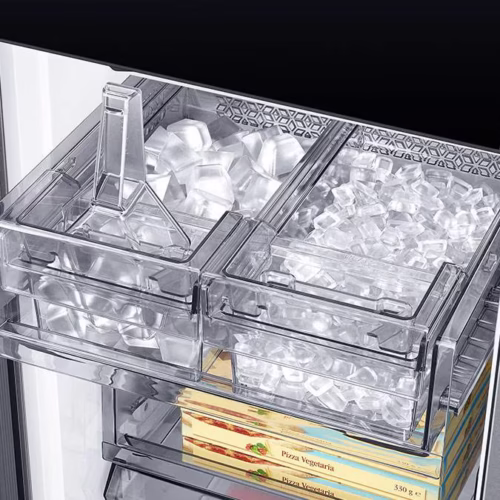 ساید سامسونگ کره درب اتومات RF65 37 ae feature makes plenty of ice 540664477 1